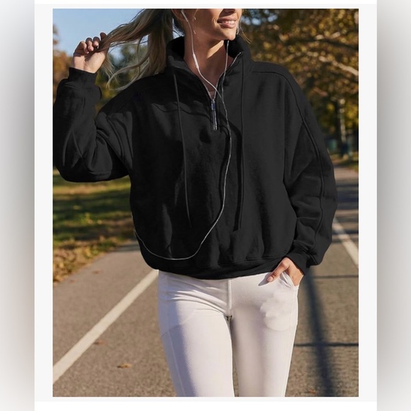 NWT Black Half-Zip Pullover Sweatshirt-S - Picture 13 of 17